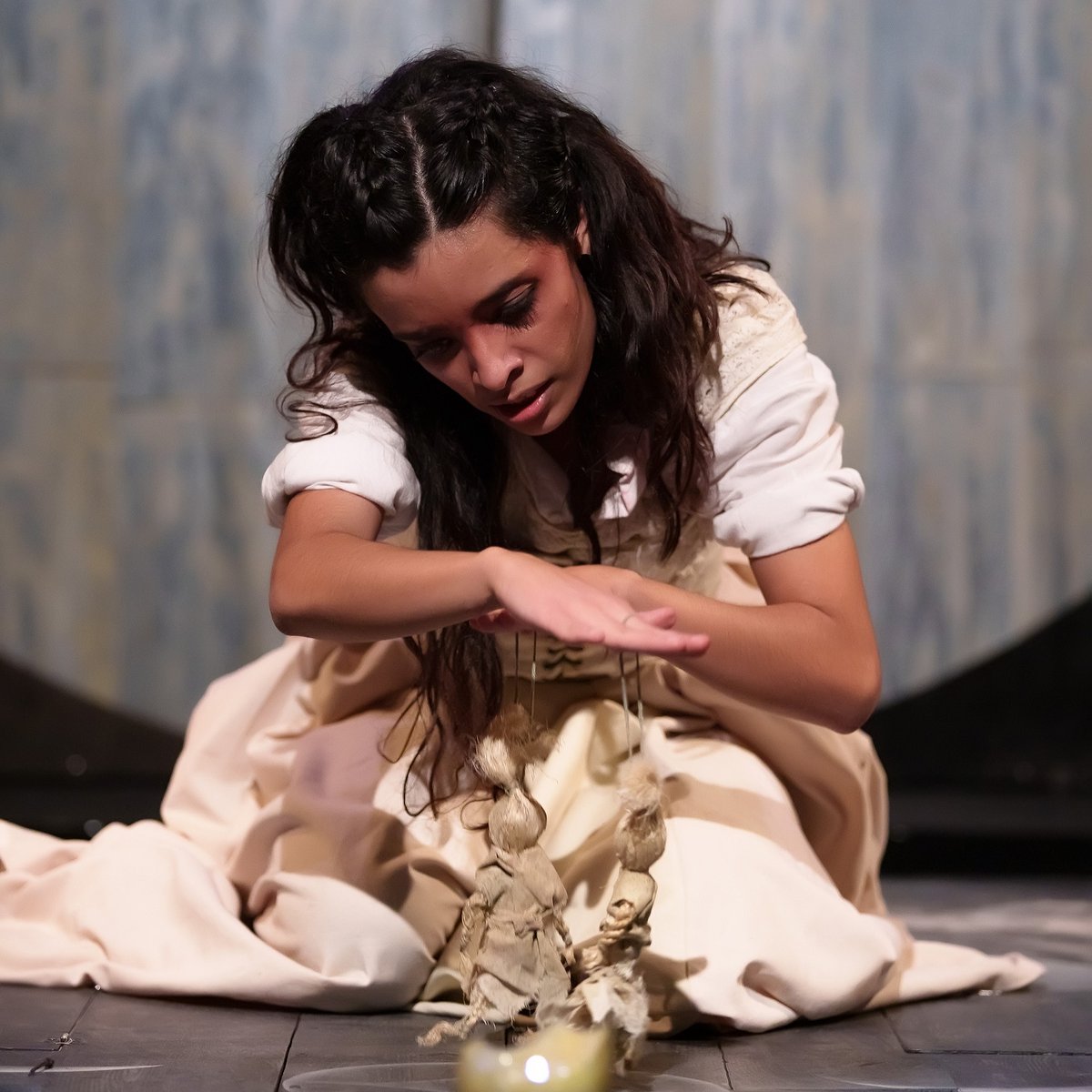 🥁 Escuchen los tambores, Tituba está lista para contarles mañana su historia en “No todas viven en Salem”

¡ÚLTIMAS SEMANAS!

Viernes en Foro La Gruta, <a href="/Helenico/">Centro Cultural Helénico</a>, 20 hrs.

🎫: bit.ly/notodasvivenen…