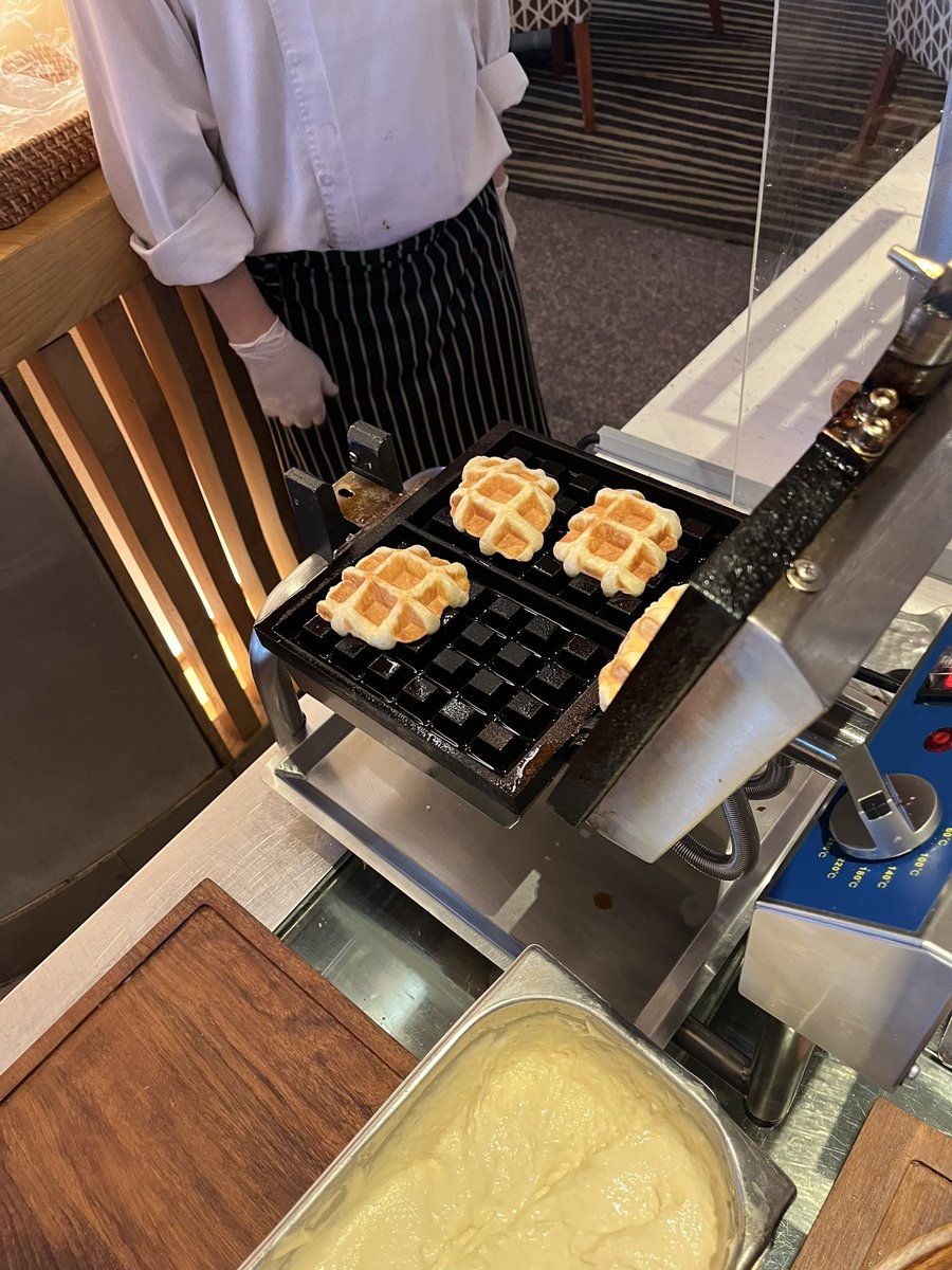 NathanWhitaker's tweet photo. Waffles from croissant dough? How did I not know this was a thing?!?! #seconds #andthirds #elc2022bkk https://t.co/Pgme0IMqAW