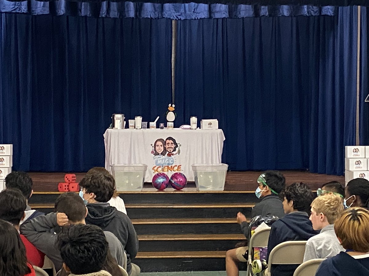 MathWMrsMiller's tweet photo. Special shout-out to @JayFlores2032 for bringing “It’s Not Magic, it’s Science” to @BCMbiotechRusk! Our students had an awesome time learning just how fun science can be! https://t.co/mSyKjh304F