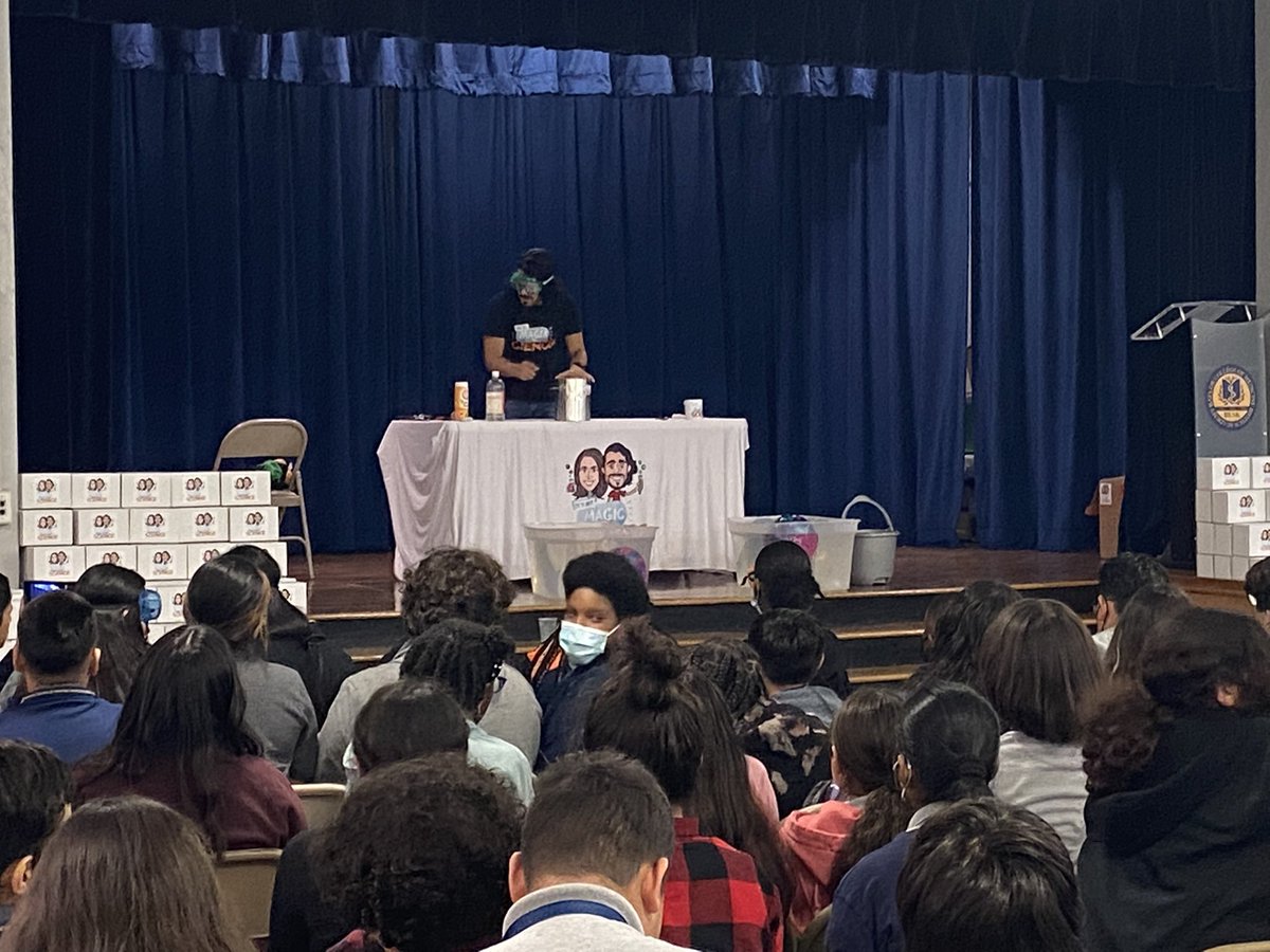 MathWMrsMiller's tweet photo. Special shout-out to @JayFlores2032 for bringing “It’s Not Magic, it’s Science” to @BCMbiotechRusk! Our students had an awesome time learning just how fun science can be! https://t.co/mSyKjh304F