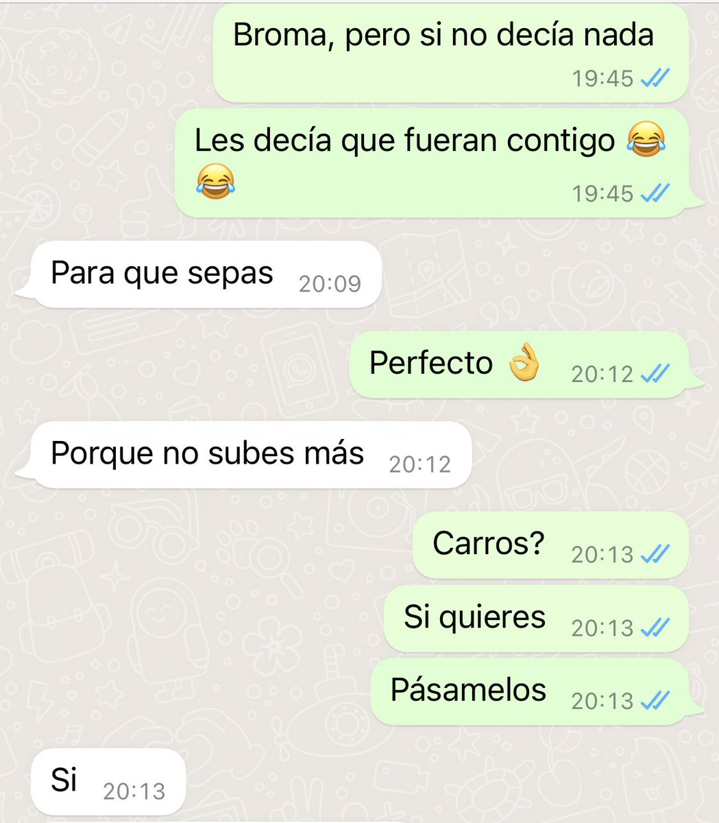 PauGeeee's tweet photo. Adrián intentando convencerme a ayudarle en el negocio y salirme de mi trabajo 😂 https://t.co/Ngksozo0An