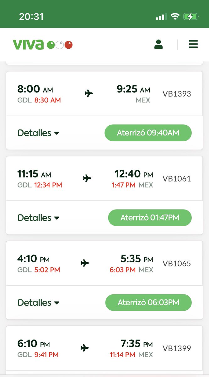 Todos los vuelos de #vivaaerobus con retraso y a mi me tocó peor. Nadie dice nada, no hay ninguna recompensa por el inconveniente