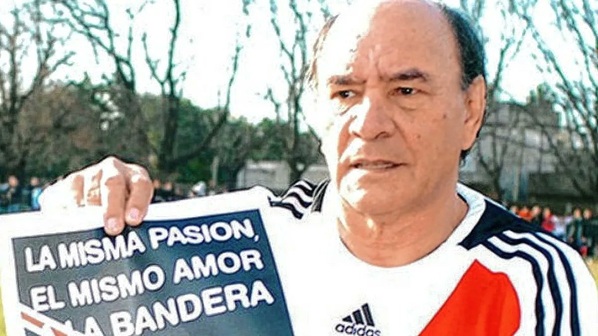 RIVERenLINEA's tweet photo. [AHORA] al AIRE, una de las grandes leyendas de #River: Oscar Pinino Más. https://t.co/oifrHw1obH