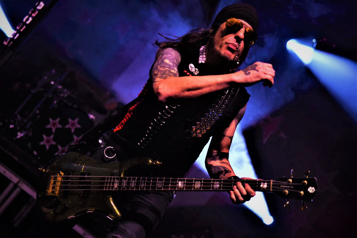 MusicTrespass's tweet photo. #SKIDROW - Live at the @O2ForumKTown  #London #UK 24/10/22

Photo by @DanDevour (Dan Devour - Photography)

@OfficialSkidRow #CockRock #HairMetal #ClassicRock #PunkRock #HardRock #Rock #Blues #HeavyRock #HeavyMetal #Metal #Punk #AlternativeRock #AlternativeMetal #Alternative https://t.co/dAZupxzSzD