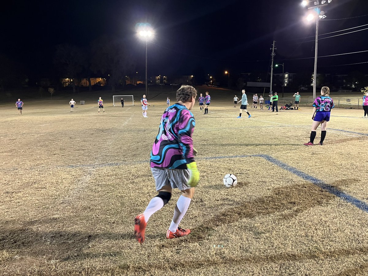 615Rainbow's tweet photo. Up 1-0 at the half.

“That’s probably the best half we’ve played this year.” — @valairshabilla https://t.co/hnnsBwL3xc