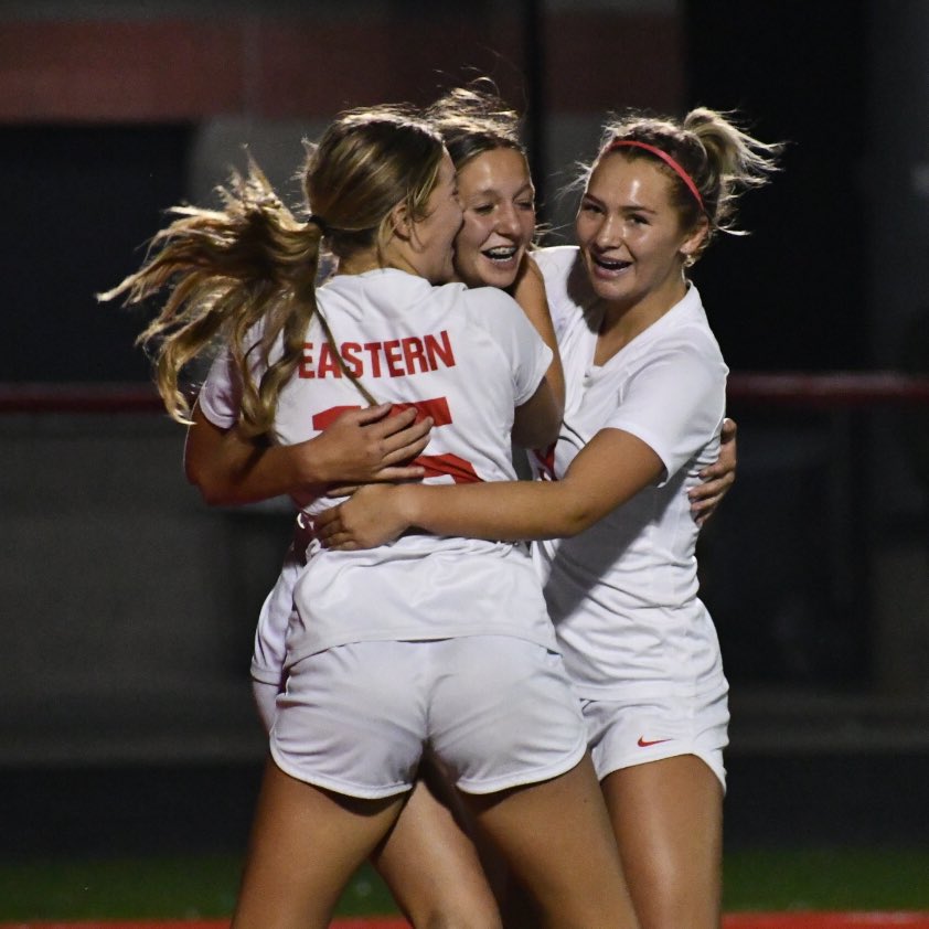 Brown County Press (@brown_press) on Twitter photo 24’ - Goal! Leonard’s shot after a Fairfield turnover is tipped into the air by the keeper. It hits the crossbar and falls to Tabitha Schumacher, who plays it off her chest and into the net. 3-0 <a href="/ADEHSEMS/">EHS EMS Athletics</a> 24’ - Goal! Leonard’s shot after a Fairfield turnover is tipped into the air by the keeper. It hits the crossbar and falls to Tabitha Schumacher, who plays it off her chest and into the net. 3-0 <a href="/ADEHSEMS/">EHS EMS Athletics</a>