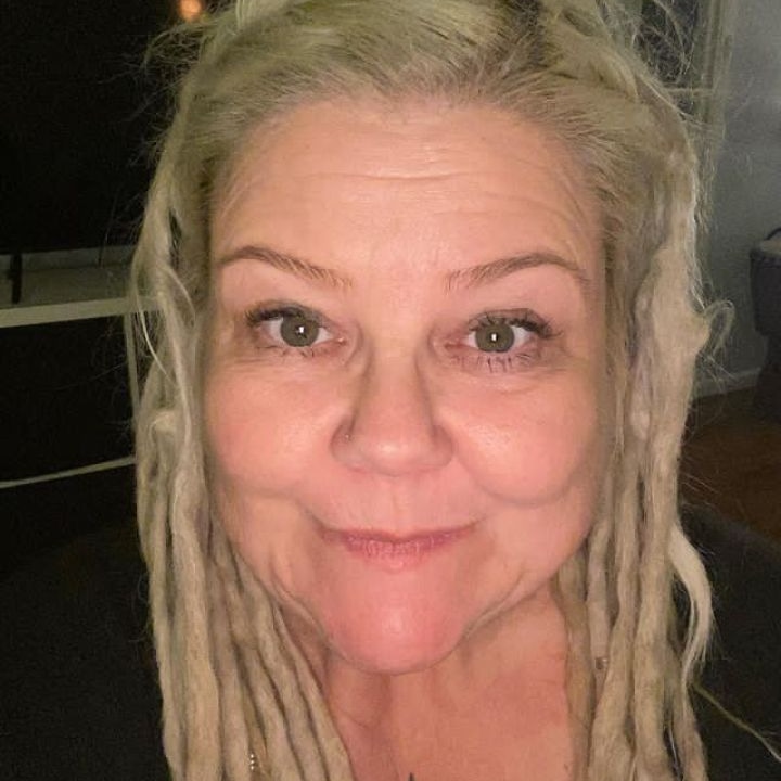 Lovely sugar mummy needs baby to spoil with money