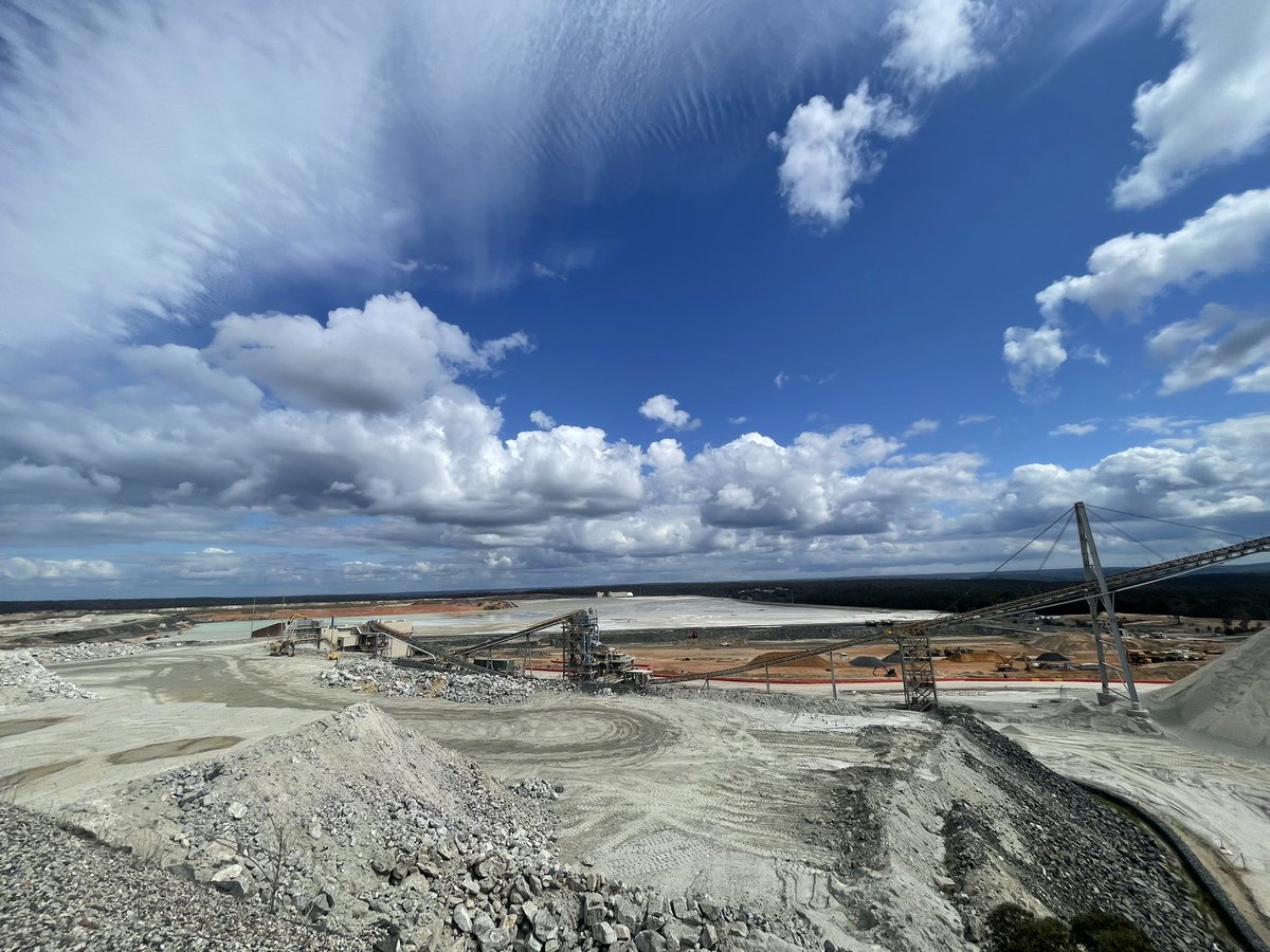 YaxiZhan's tweet photo. Visited Greenbushs #Lithium project recently, learning from the best and be inspired 👩‍🏭 https://t.co/rYHFLGK3zK