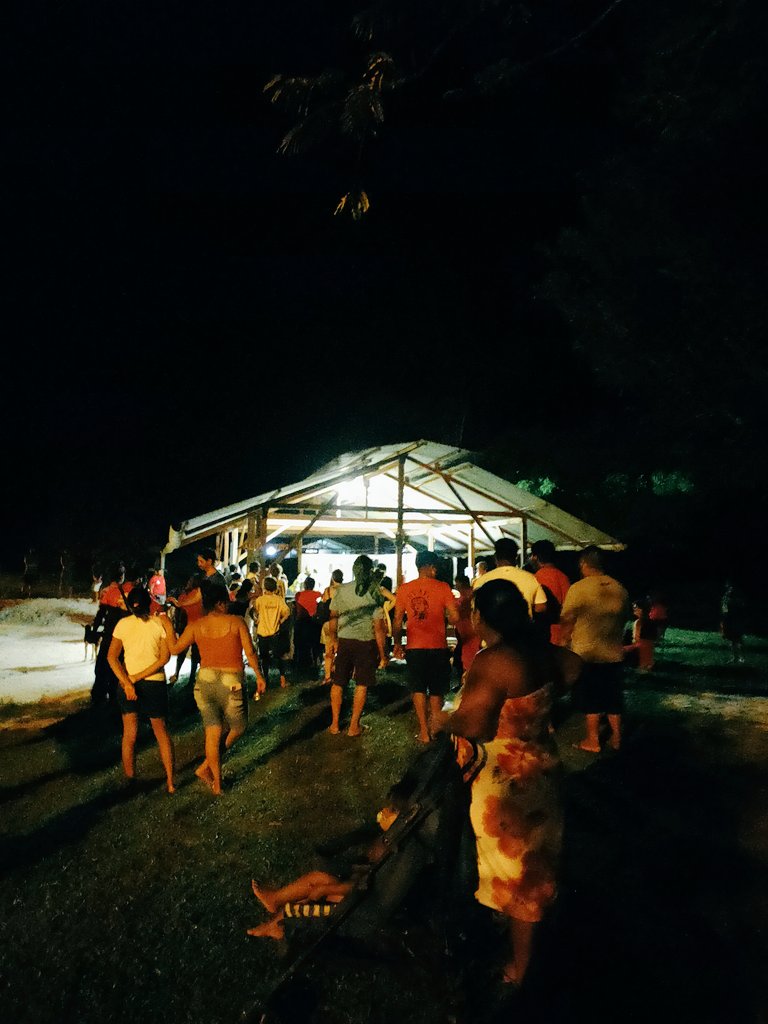 Le Yopoto Roland Sjabere est bien rentré. 
Un moment d'échange a eu lieu au village Prospérité dans la soirée.
Merci à tous pour votre soutien.
#Guyane #chefcoutumier #Yopoto