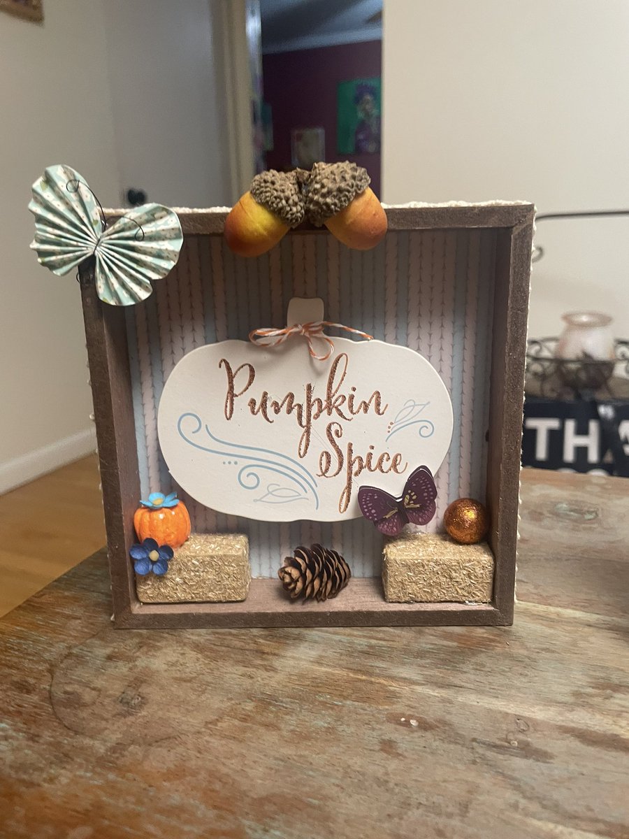 iamsterp's tweet photo. Just finished these three autumn pieces. https://t.co/CMZ5OyUW57