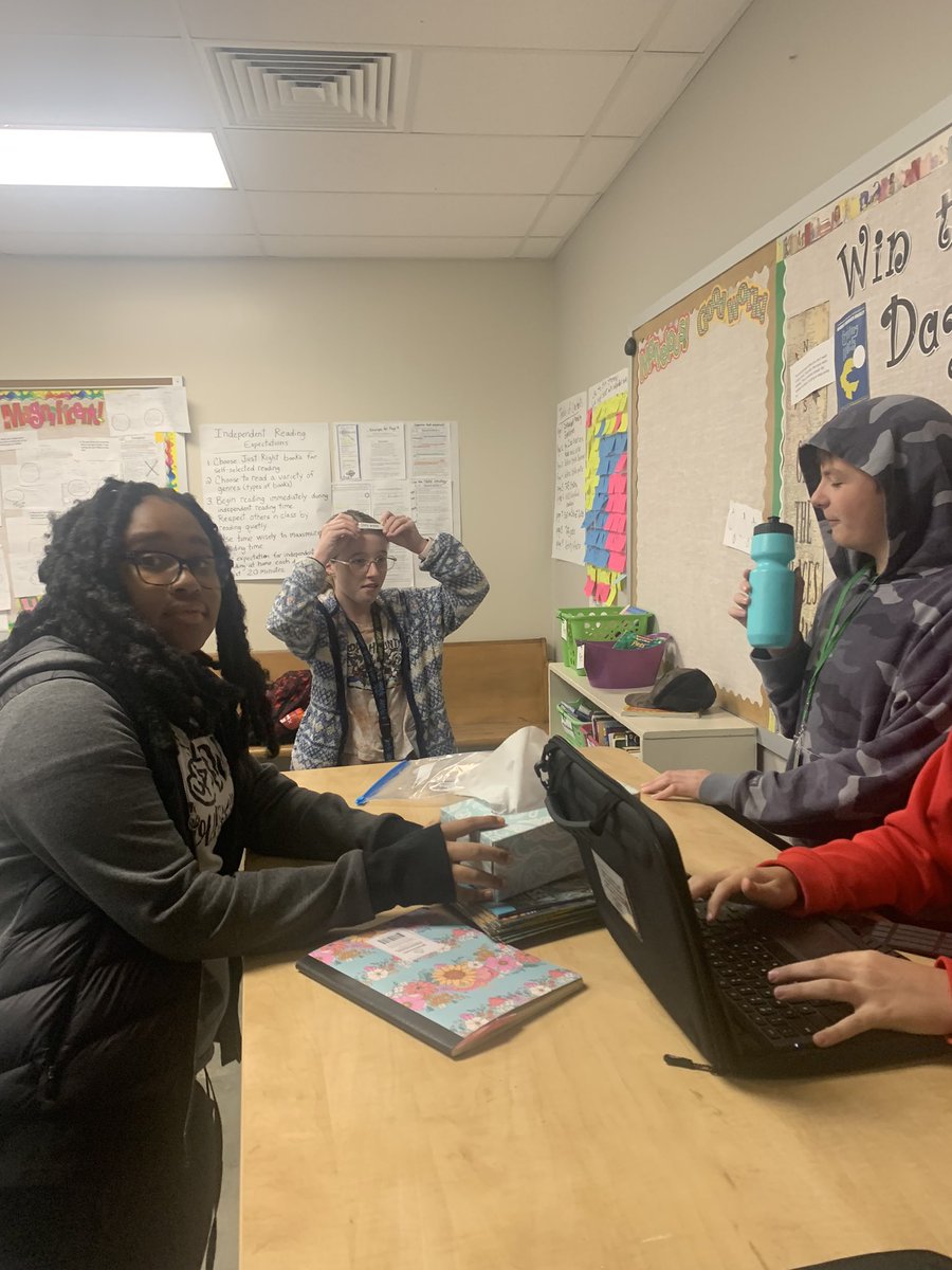 JodiBoschert's tweet photo. So much fun playing our version of Hedbanz using vocabulary and words related to our Global Read Aloud, Thirst. High engagement too! #6thgrade #OFarmPride https://t.co/Zouv5053N4