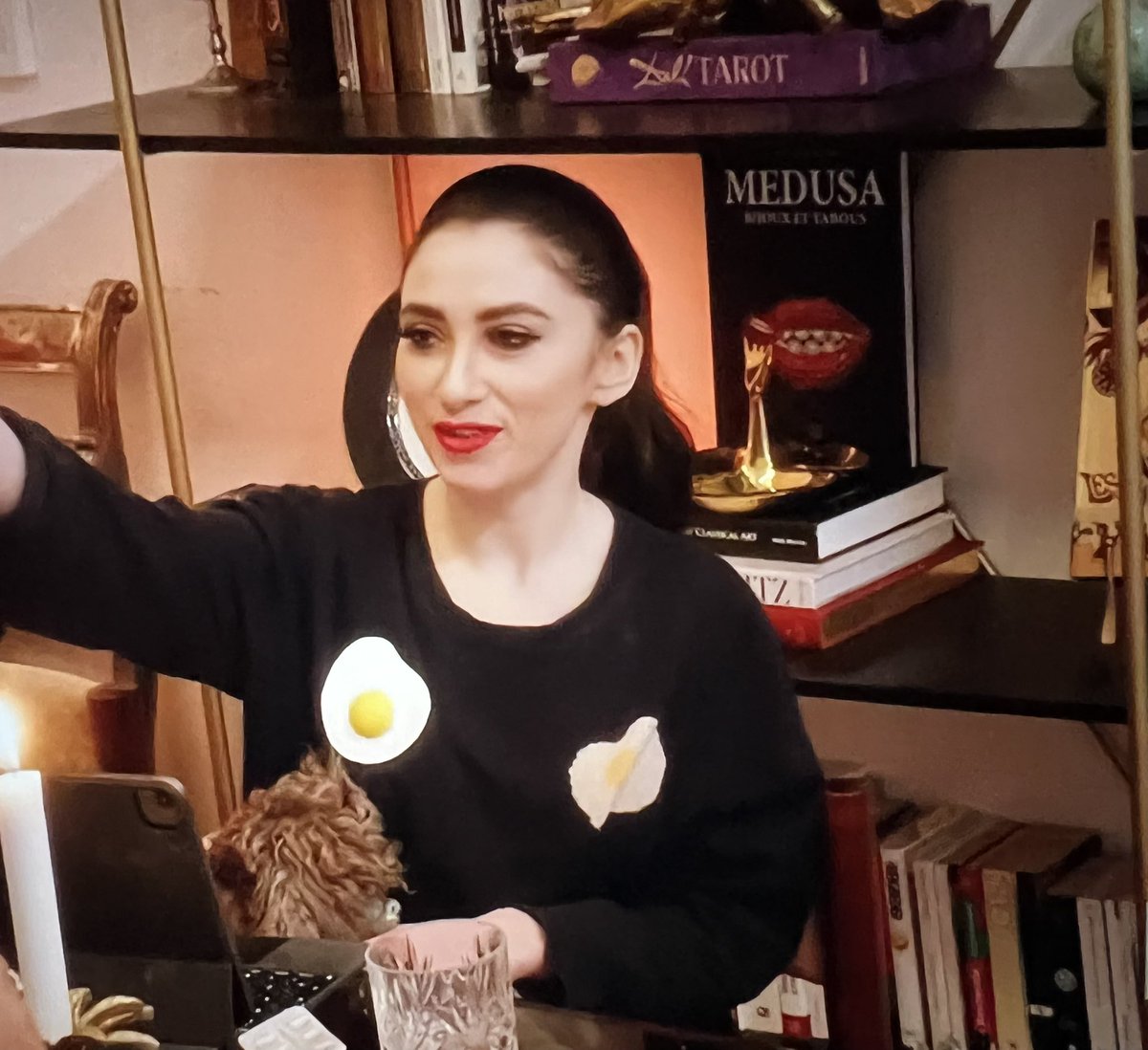 AnOpinionMinion's tweet photo. Living for yet another Anya egg t*tty sweater.  #rgip #realgirlfriendsinparis https://t.co/itaDPiF08E