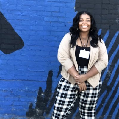 EshLovesYa's tweet photo. #NewProfilePic #publicAdministration #politics #prelaw #futureSenator https://t.co/NstZlJAhFl