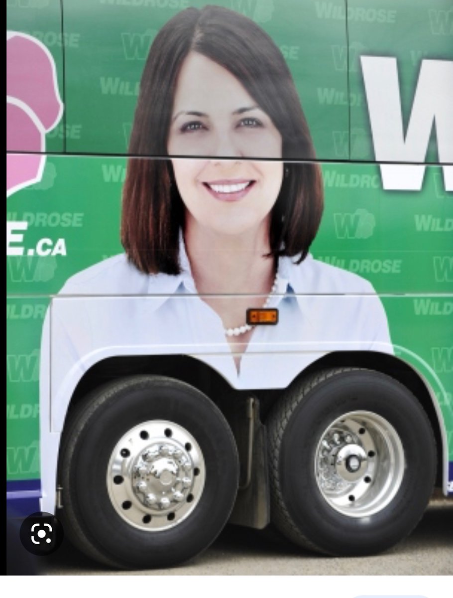 BascasJulio's tweet photo. @SashaMcLaughl13 @RachelNotley Oh this person right here. The one who told cancer patients that it’s their fault that they got cancer. The same person who made a tone deaf comment about people who were not vaccinated were the most discriminated. Despite the fact that systemic racism exists in this province. Ok https://t.co/tjftrqeyWU