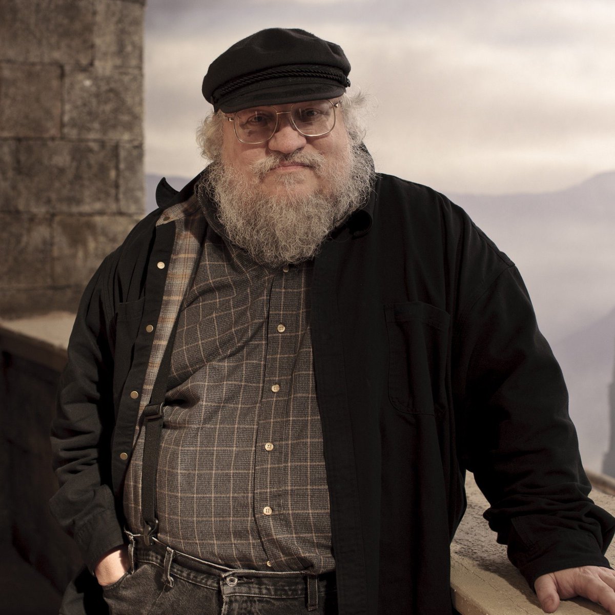 Thrones_Facts's tweet photo. George R.R. Martin says he’s about 3/4 done writing ‘The Winds of Winter’ https://t.co/nexPUKxhFq