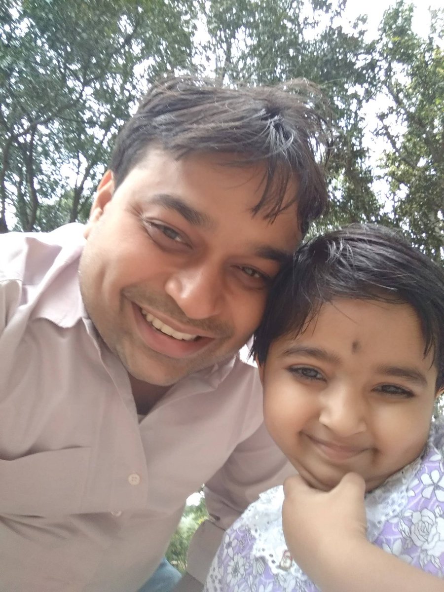 vicky251083's tweet image. Thank you @AnubhavMohanty_ ji. My family &amp;amp; I had to celebrate yet another Diwali without Tanvee. She had to celebrate yet another Diwali without her father &amp;amp; paternal family for the 4th yr straight. Stop #ParentalAlienation . Sharing a memory. Memories are all that I have now...