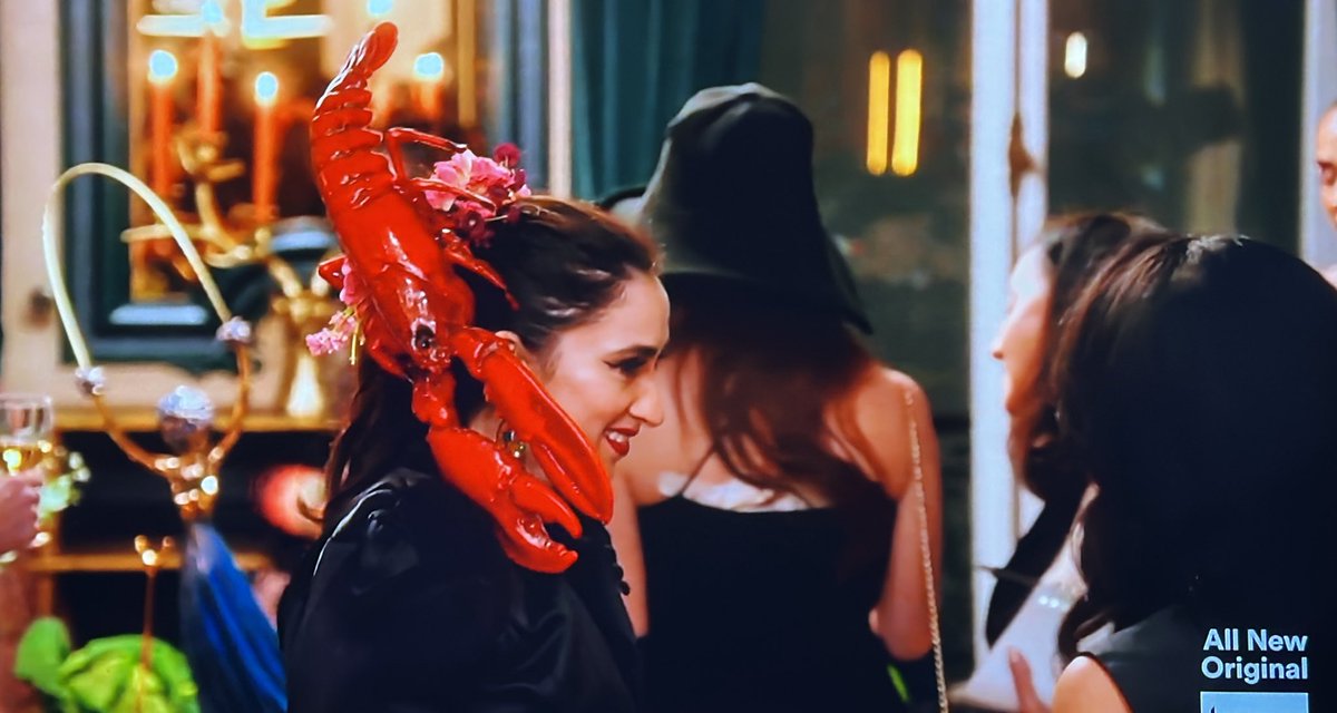 oneandonlyEddyb's tweet photo. It’s called FASHION!! Look it up! @AFireinParis #RGIP #Realgirlfriendsinparis https://t.co/Sbs0grOlbu