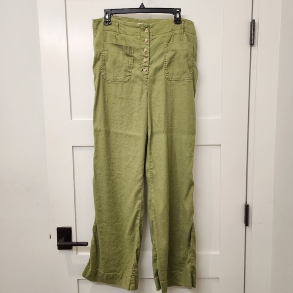 pnutbuttrnjille's tweet photo. So good I had to share! Check out all the items I'm loving on @Poshmarkapp #poshmark #fashion #style #shopmycloset #maeve #joesjeans #socialite: https://t.co/4STMaNW2Cx https://t.co/nUnvSiaxSx