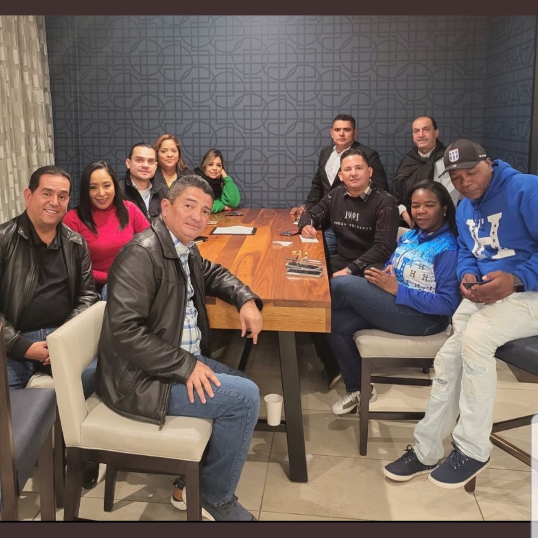 JersonEspinal2's tweet photo. @isaacdubon7 Cuidado con ese Criminal @isaacdubon7 es  un pandillero ladrón que han arrestado muchas veces y peor con esas lacras entre DELINCUENTES se entienden . https://t.co/0z1QDTpfR1
