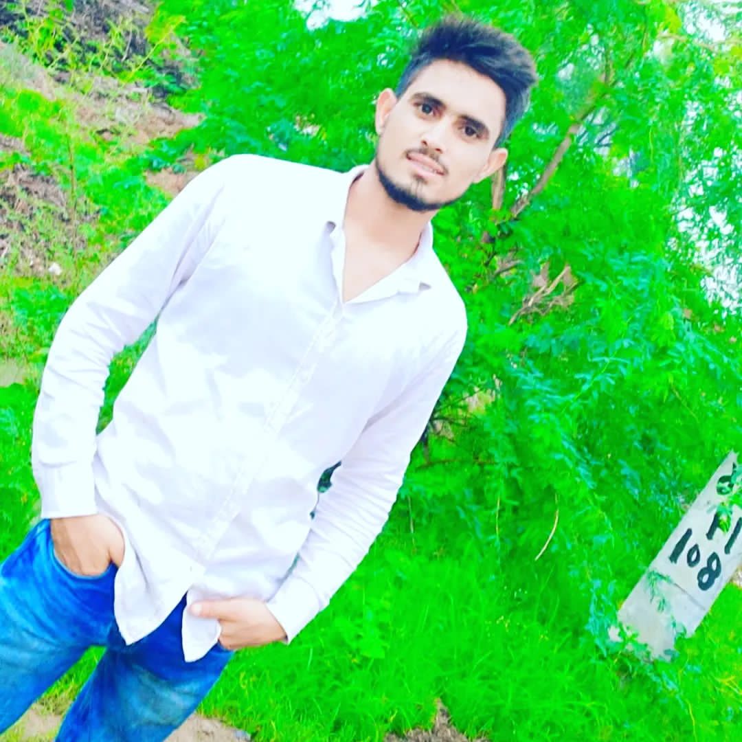 मेरे दिल के करीब हर वक्त साथ खड़े रहने वाले 
संघर्ष के साथी <a href="/BahujanNews85/">Bahujan News</a> के फाउंडर भाई रमन मेहरा को जन्म दिन की हार्दिक शुभकामनाएं
आप ऐसे ही बाबा साहेब के मिशन में अपना योगदान देते रहे 
जय भीम जय भारत