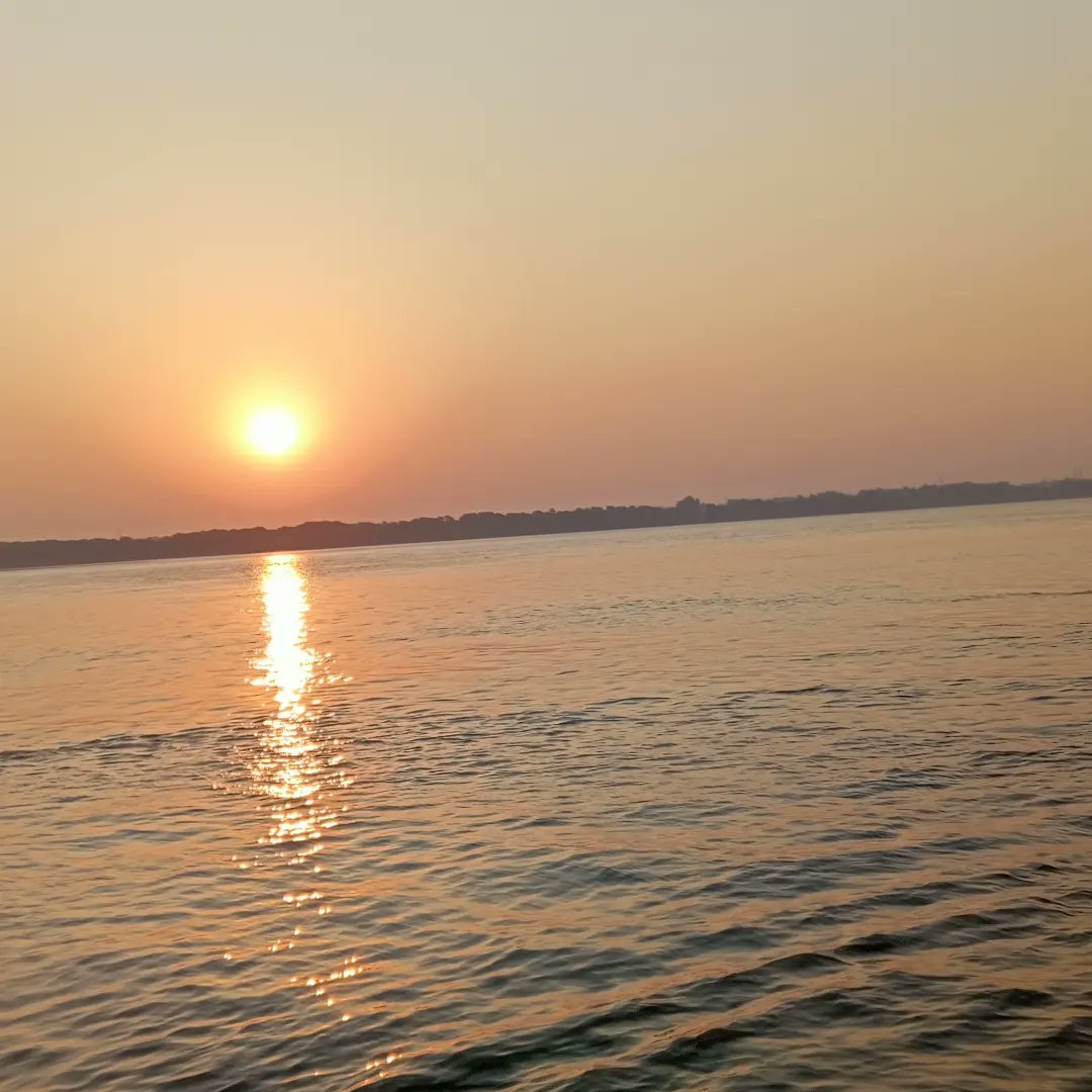 RameshMural's tweet photo. Tulsi Ghat is one of the ghats in Varanasi. It is named after poet Tulsidas who lived there while he wrote the Ramcharitmanas and Hanuman Chalisa. 
#Varanasighat #banarasghat 
@SmartVaranasi https://t.co/UMbwCrGEQ6