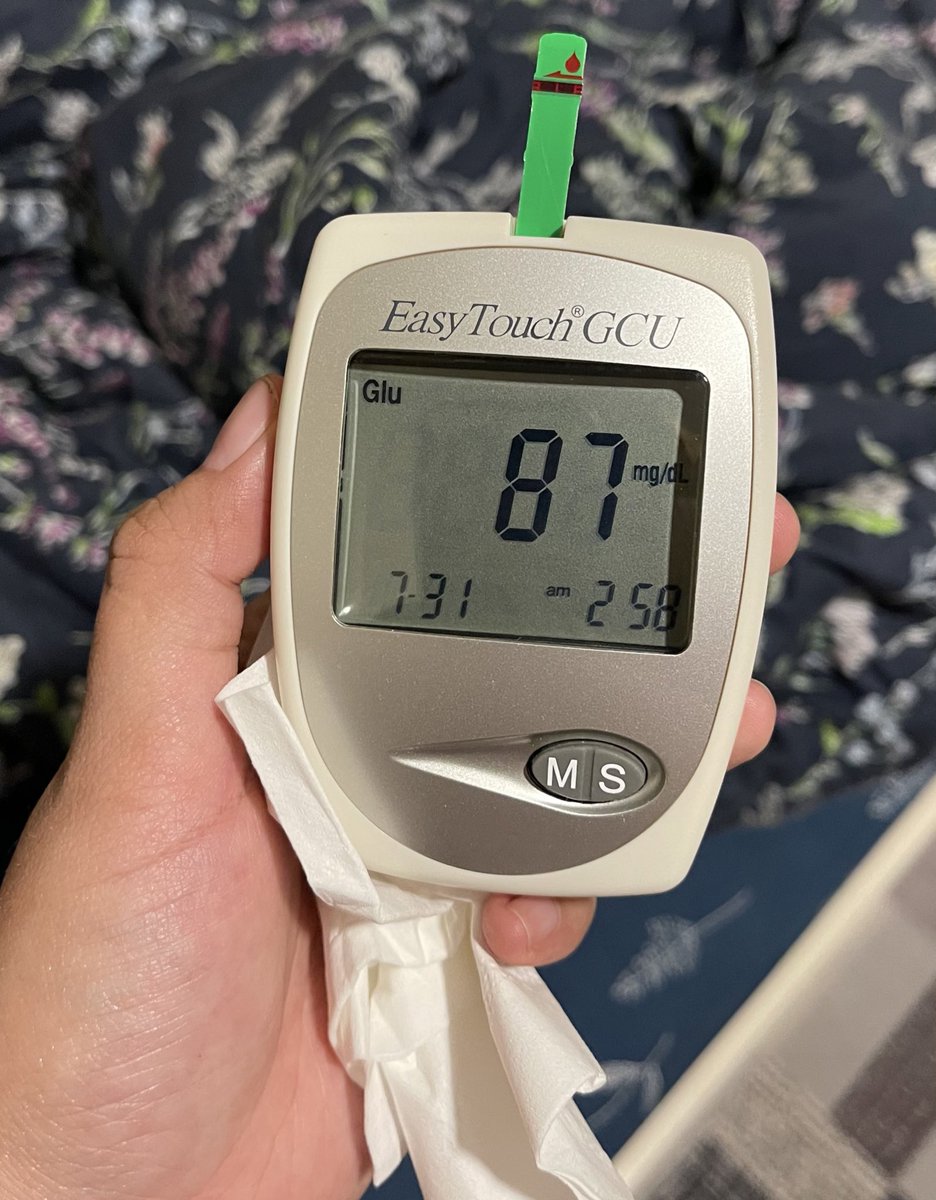 iNatalieCole's tweet photo. Sejak Nyokap kena diabetes, sangat mengontrol konsumsi gula. Jarang minum kekopian, boba, makan manis diatur, beli alat cek gula darah—asam urat—kolestrol.

Hasil cek gula darah pagi ini sebelum makan/minum apapun. HARUS tetap normal karena begitu udah diabetes, ambyar semua. https://t.co/tKqvZOZWXt