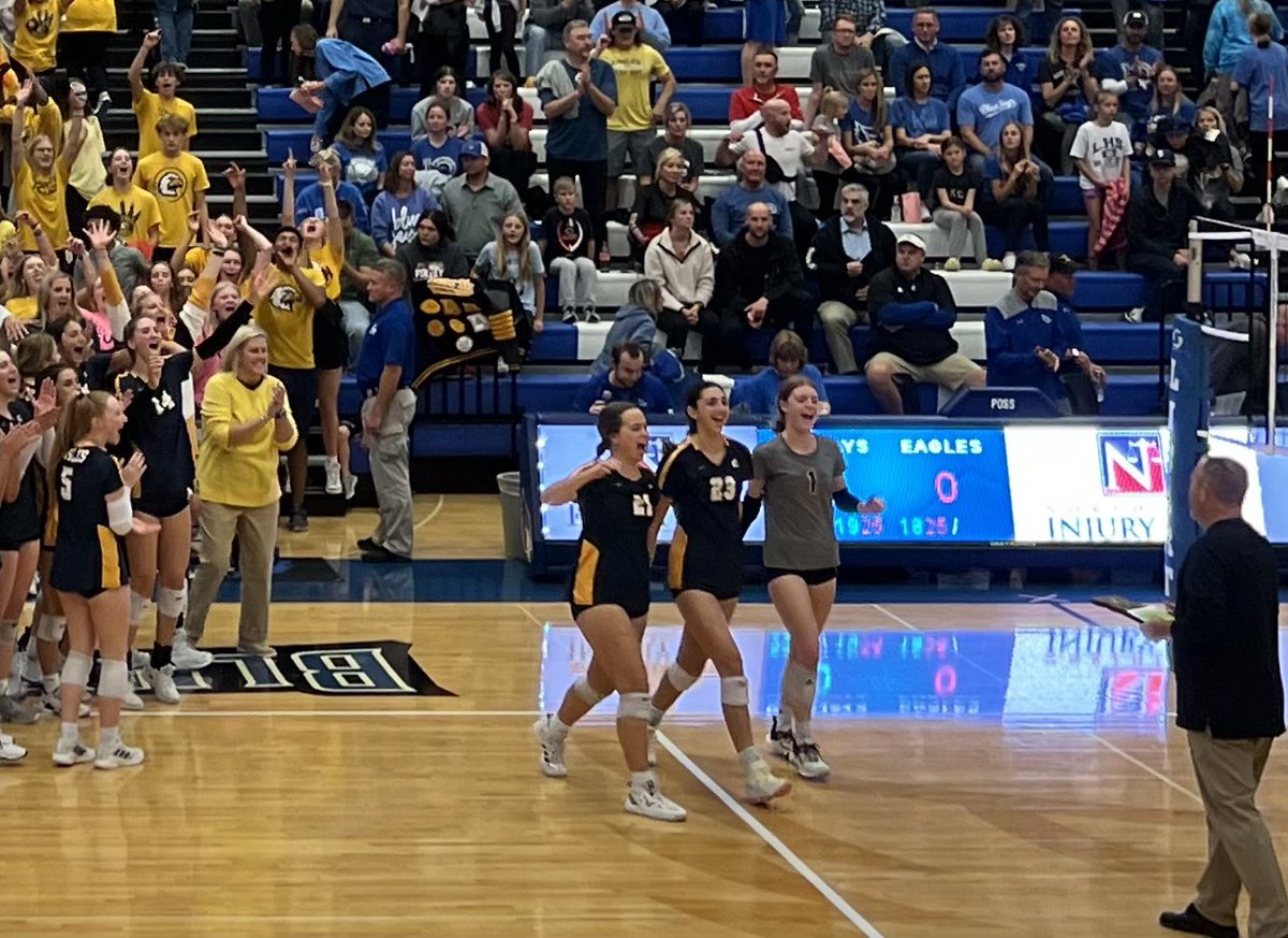 So so proud of this group.  Man did these baby birds SOAR tonight!!! Y’all..this town of Liberty, MO is a 🏐 town, &amp; North Nation, you brought the 🧃! Thankful to be Ready For Battle, &amp; ON TO SATURDAY with this crew!!! E-A-G! 💛🏐