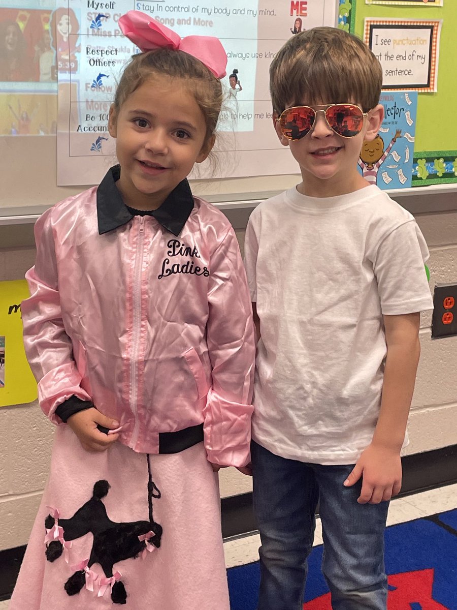 K friends with 50 days of school and memories behind them and living their best life !😘