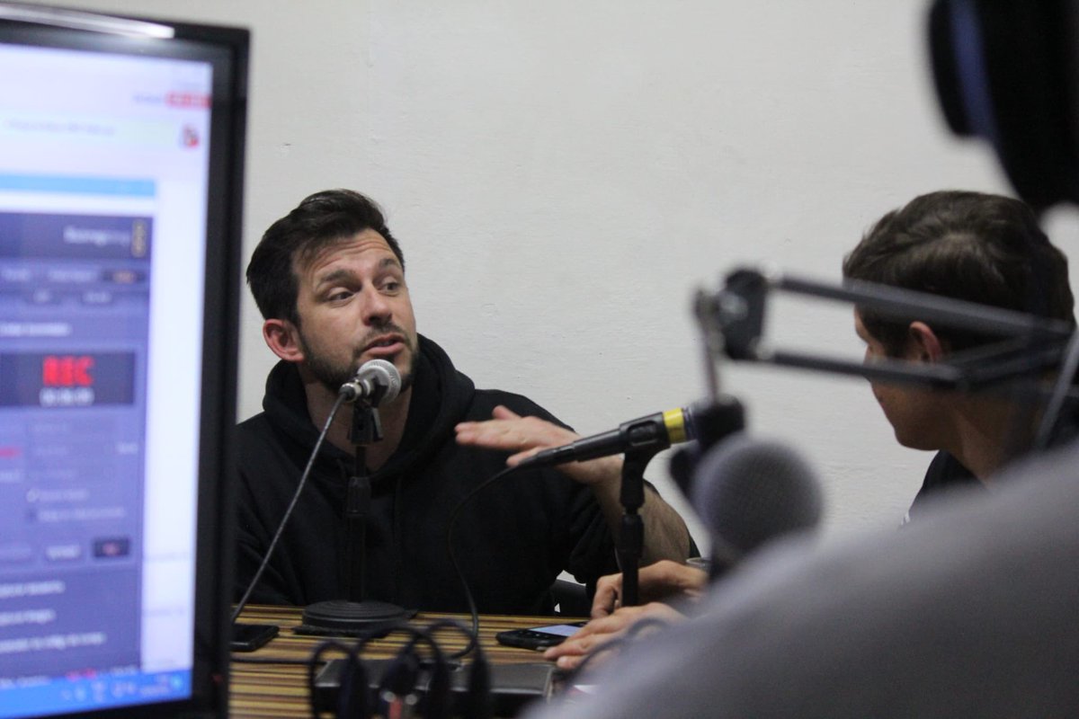 pablomachadook's tweet photo. Entrevista en el #programa #vamoarriba #radio #neftali #programon #fm 📻⏺ https://t.co/FHnJHb2QXn
