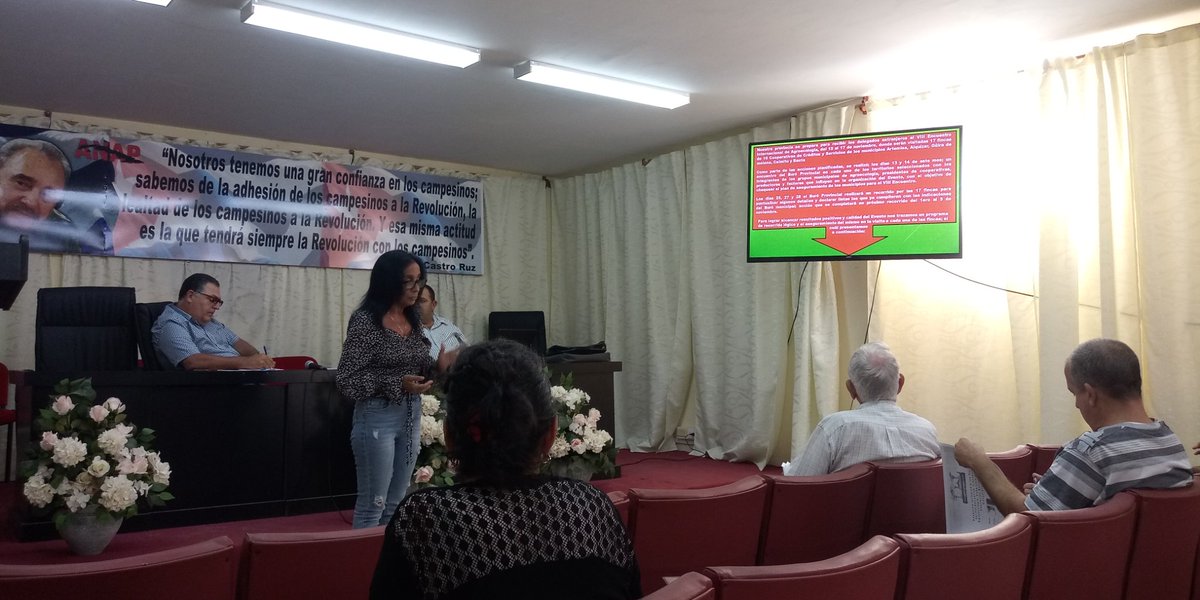 alcoleajcarlos's tweet photo. #AnapCuba realizó reunión de trabajo con cuadros y especialistas nacionales y de las provincias  Artemisa, La Habana y Mayabeque para la preparacion del VIII Encuentro Internacional de Agroecologia a desarrollarse del 14 al 20 de noviembre 2022 #CubaViveYTrabaja 
#CubaPorLaPaz https://t.co/N7hxhkxVwt