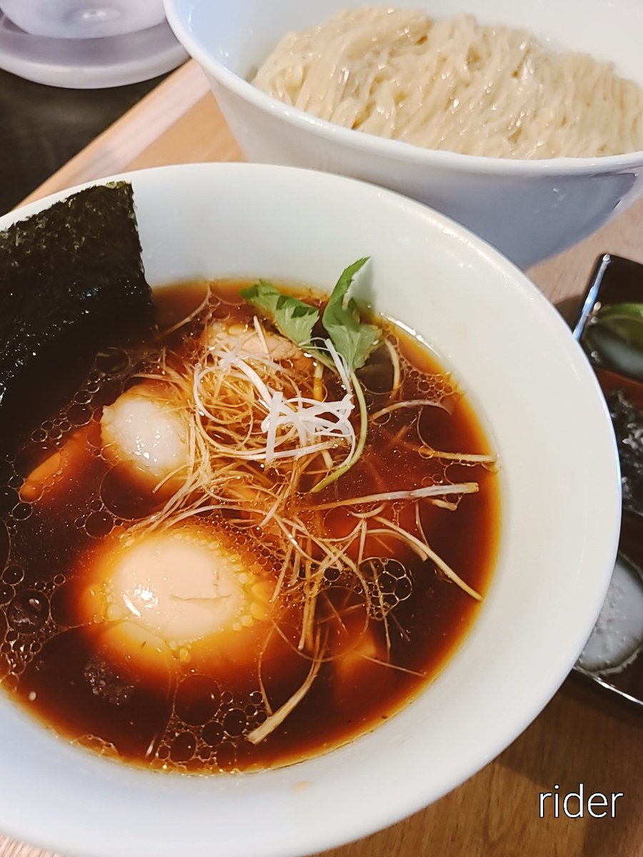 tachinomi_rider's tweet photo. お疲れ様です✨️
味玉昆布水つけ麺、いただきます
(*´ч`*)🤤
 #カネキッチン https://t.co/6a8bN2k4sW