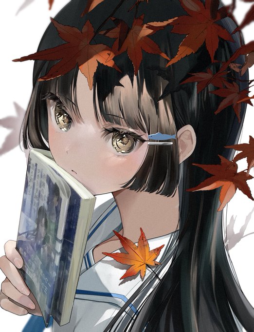 読書の秋…というわけで紅葉とヒロインの稀音ちゃんを描きましたイラスト担当いたしました『恋と呪いとセカイを滅ぼす怪獣の話』本日発売です!是非よろしくお願いします! 