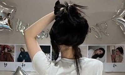 gallerydahyun's tweet photo. 210528 kim dahyun, for the history books https://t.co/B39f3qIilE
