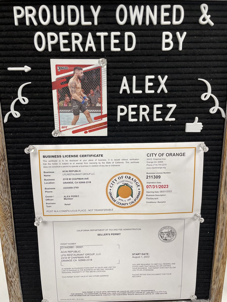 bigtimp's tweet photo. @alexperezMMA you’ve got an amazing staff at your Açaí Republic on Chapman! The woman working was accommodating to my allergy, very nice, and professional!
Also. Cool card! https://t.co/Ip1Ua9TfXl