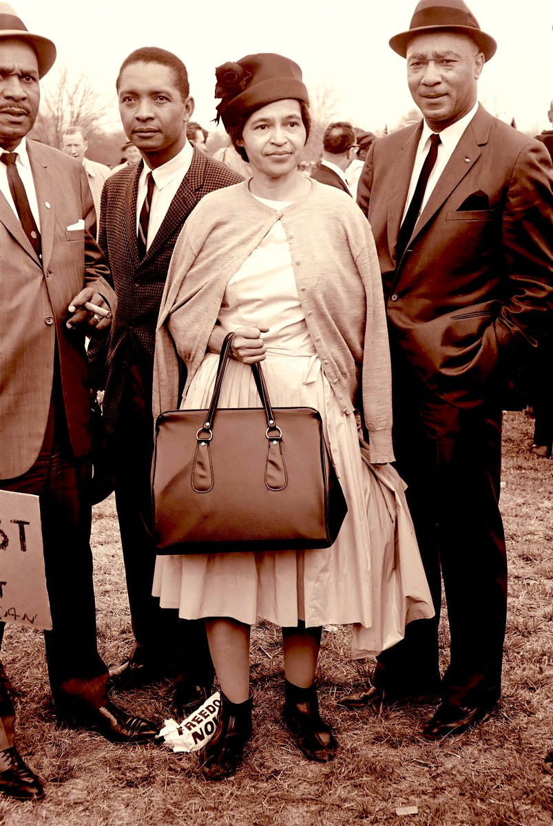 BerniceKing's tweet photo. “No, the only tired I was, was tired of giving in.” #RosaParks https://t.co/cjMKf0wU7k