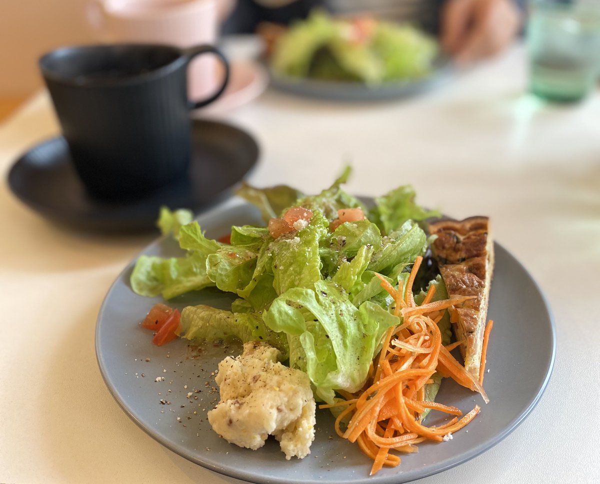 moriccho_ri's tweet photo. 近所のカフェにてランチ🍴
#いずたまランチ
#WeekendGreen&Cafe https://t.co/wAfzp494Qy