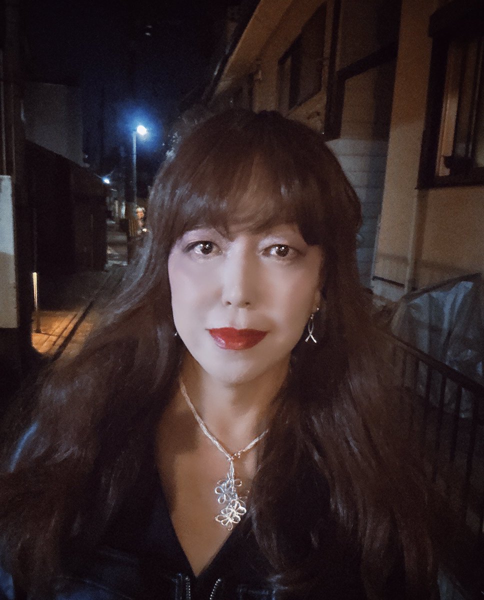 mihok0425's tweet photo. 京都の夜を楽しみました
最後はBAR-BARAに行ってきました
イズナさん、メイサさんありがとうございます
#女装  #女装さんと繋がりたい  #cd #Crossdreser  #偽娘　#女装家
#男の娘　#カマレズ  #女装メイク　#女装の男  #女装レズ  #女装男
#バルバラ https://t.co/uHlYCiHFCI