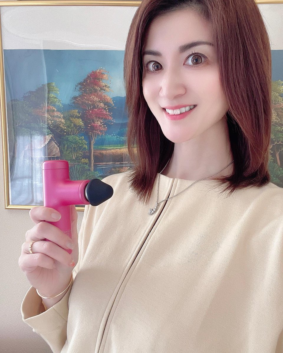 akarisano's tweet photo. 持ち運び便利で、可愛い((o(^∇^)o))
doctorair_official
軽くて、パワフルなの🥰
フェイスもボディもこれ一つあれば、ケアできちゃう優れもの💖
#プロモーション
#doctorai… https://t.co/fBfZxLQ2zp https://t.co/YOqApSGvbG