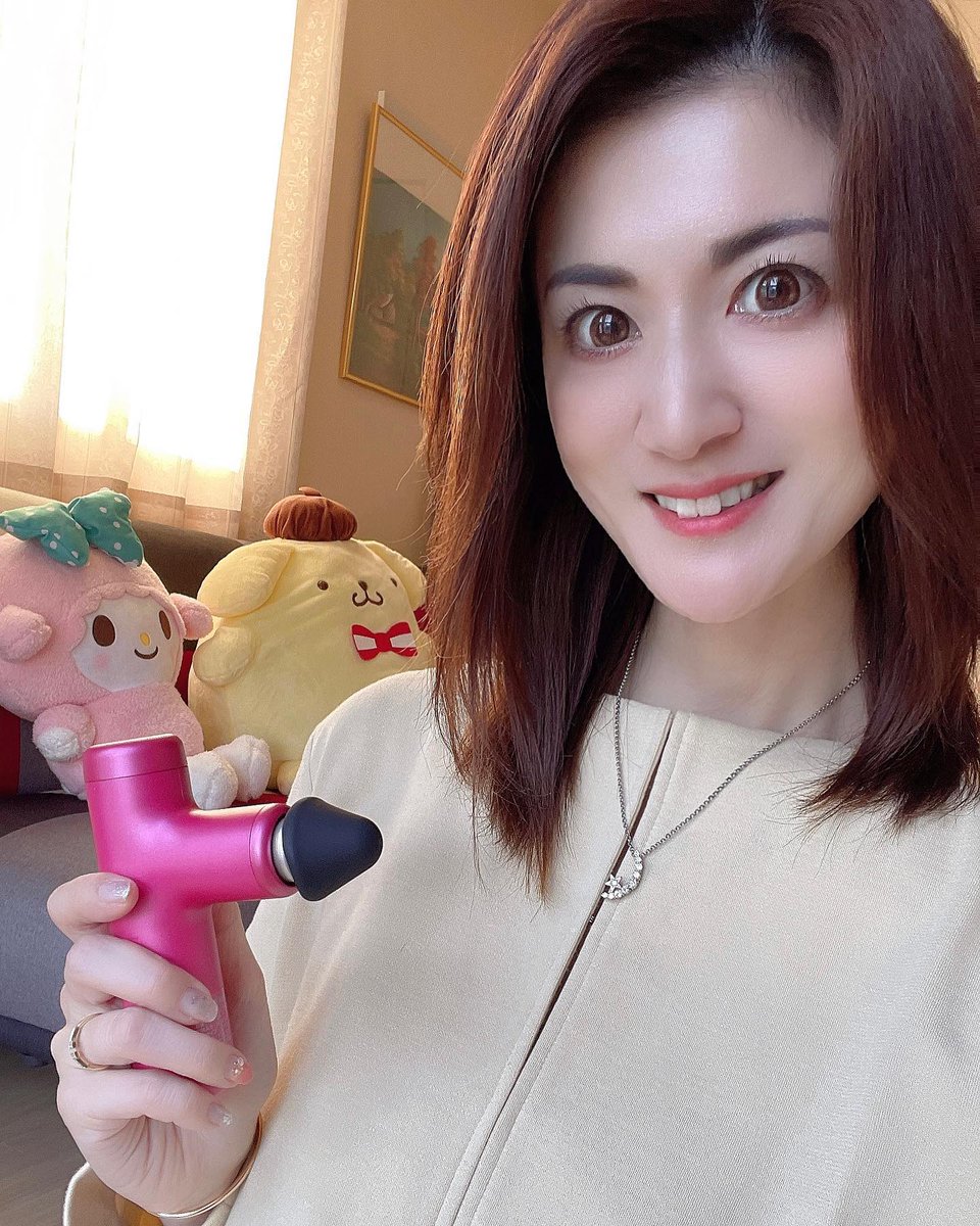 akarisano's tweet photo. 持ち運び便利で、可愛い((o(^∇^)o))
doctorair_official
軽くて、パワフルなの🥰
フェイスもボディもこれ一つあれば、ケアできちゃう優れもの💖
#プロモーション
#doctorai… https://t.co/fBfZxLQ2zp https://t.co/YOqApSGvbG