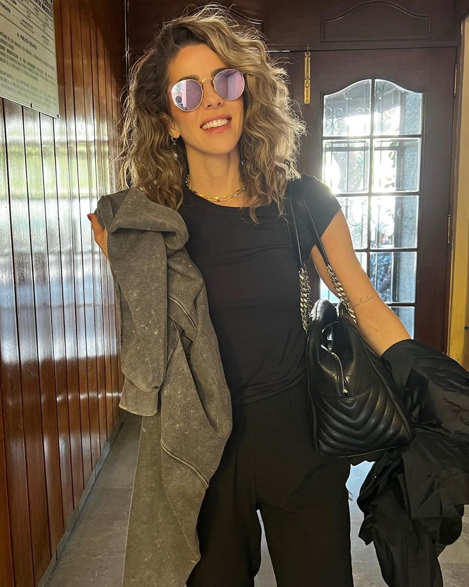 ReginaMurguia14's tweet photo. Regresando a casa después de una semana llena de trabajo! Gracias Querétaro, novios felices 🤵👰💍 y Chihuahua!!
@grupojns gracias vida! 💖
Feliz inicio de semana para todos!
Ustedes cómo empiezan su semana? los leo #TeamDory!
#Blessed
#Grateful https://t.co/zpQuQgOOKY