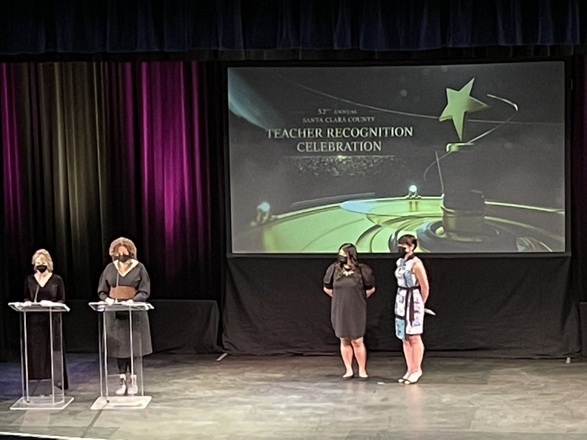 Congrats to Shawn Miller and Deanne McLendon! Well deserved honor tonight at SCCOE teacher recognition celebration. #dmseagles #teamums #usdlearns