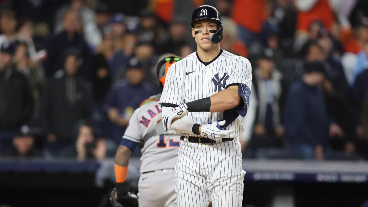 Dodgers expected to pursue Aaron Judge and move Mookie Betts to 2B? yardbarker.com/mlb/articles/d…
