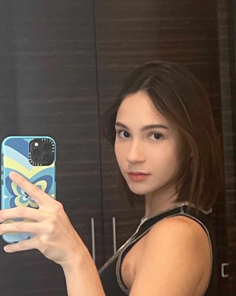 isabellemace tweet media