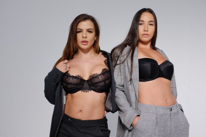 Woke up thinking bout @Karleegreyhere https://t.co/KLO1iTSasx<a class="tags" target="_blank" title="On Twitter" href="/?out=eyJ0eXAiOiJKV1QiLCJhbGciOiJIUzUxMiJ9.eyJpYXQiOjE3MjA1MzE5NzYsImlzcyI6InR3cG9ybnN0YXJzLmNvbSIsIm5iZiI6MTcyMDUzMTk3NiwiZXhwIjoxNzUyMDY3OTc2LCJyZWRpcmVjdF91cmwiOiJodHRwczovL3R3aXR0ZXIuY29tL0thcmxlZWdyZXloZXJlIn0.gcJwSEhmCvUvZ6U1A6UwVVJ4mo06W_PCJhXG8LbzcE1vPR2WuW_6LDyx-syQQXNX35dr7Q3zwQ_4v4eBDzD72A">@Karleegreyhere</a>