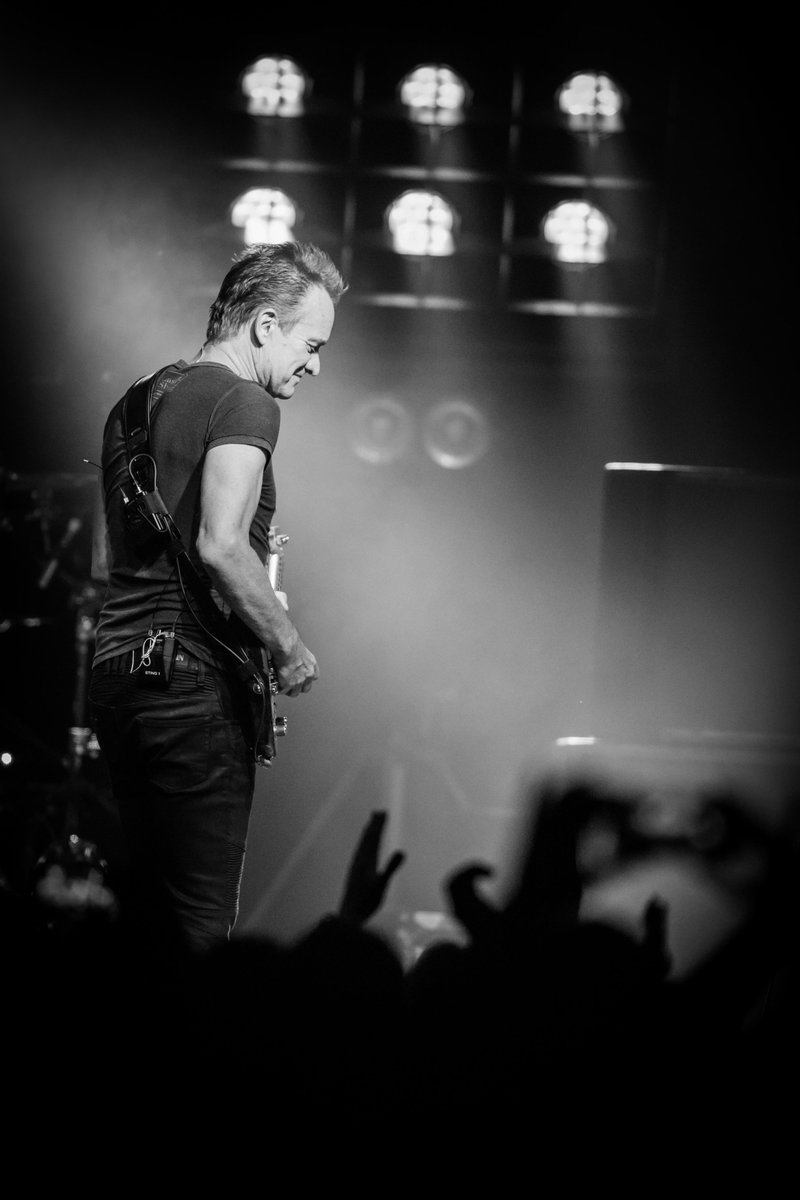 Questa sera #Sting arriva al Mediolanum Forum di Milano!

18:30    Apertura porte
20:30   Joe Sumner
21:15     STING

📸 <a href="/fprandoni/">francesco prandoni</a>