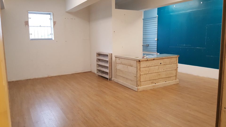 Looking at starting a new business? 
We have units available here in CPS Shopping Centre in Culcheth.
Please do not hesitate to contact us on 01925 762237 or email: cpscentre@googlemail.com or message us on here for any more information