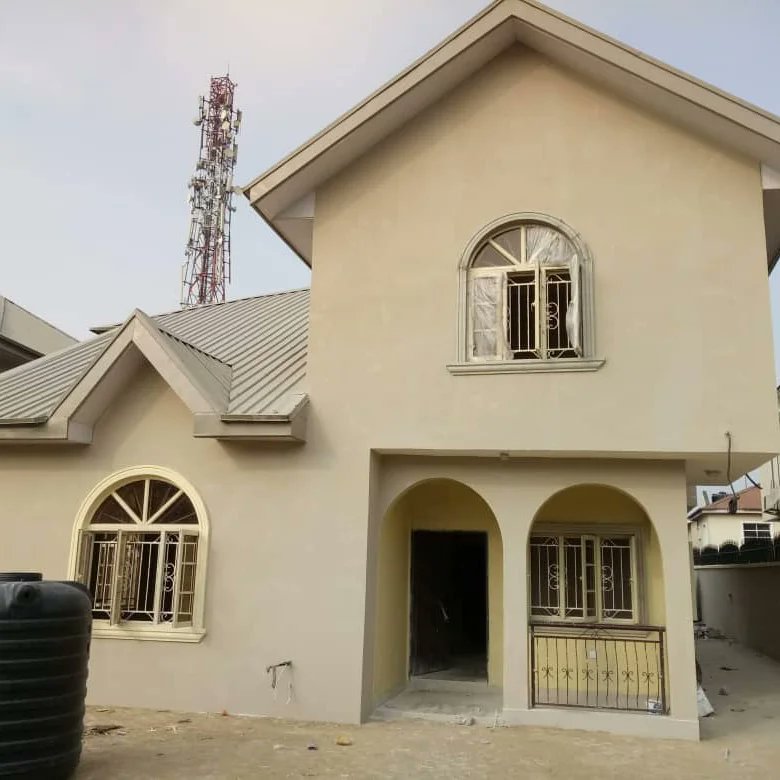 wellprodevelop1's tweet image. 4 bedroom detached house with guest chalet 
LOCATION:  Chief Hope Harriman Street Lekki. 
DOCUMENT: CofO.
 Vacant possession. Land size is 580sqm. N230m.
Akin.wellpro

For more info or site inspection ☎️ 08185570099, 08185520099

#wellprodevelopers #realestate   #lekkiphase1