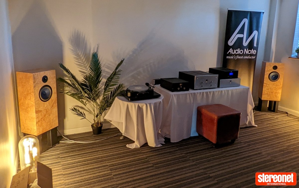 StereoNETUK's tweet photo. 𝗨𝗞 𝗔𝘂𝗱𝗶𝗼 𝗦𝗵𝗼𝘄 𝟮𝟬𝟮𝟮 𝗥𝗲𝗽𝗼𝗿𝘁 - 𝗣𝗮𝗿𝘁 𝗢𝗻𝗲

https://t.co/4H2PQJAbqt

#hifishow #ukaudioshow22 #ukaudioshow2022 #hifinews #hifiaudio #highendaudio #stereonet #snuk #hifi @AudioShowUK @HenleyDesigns1 @AudenAudio @GIKAcoustics @hifonixaudio and much more! https://t.co/adewrjpkv9