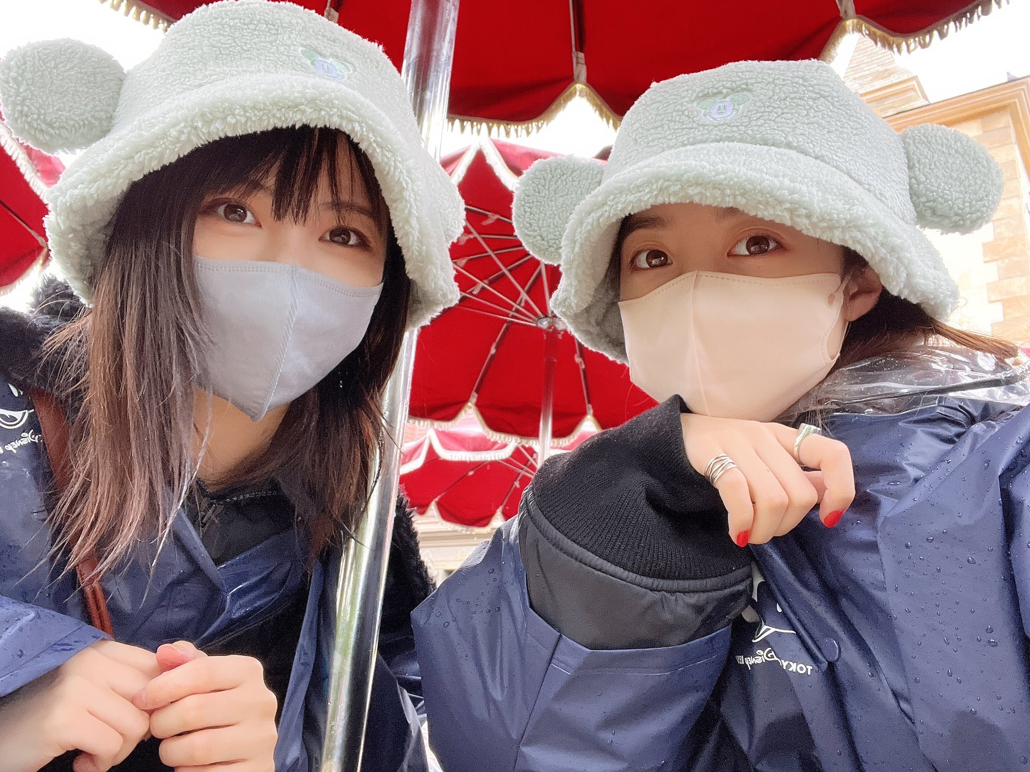 橋本環奈 載せるの忘れてた この前 雨の中ディズニー行ってきましたっ この写真を浅川に送ったら また って言われました 浅川にだけは言われたくないです みーちゃん次はシー行こうね T Co Qdshz0loak Twitter