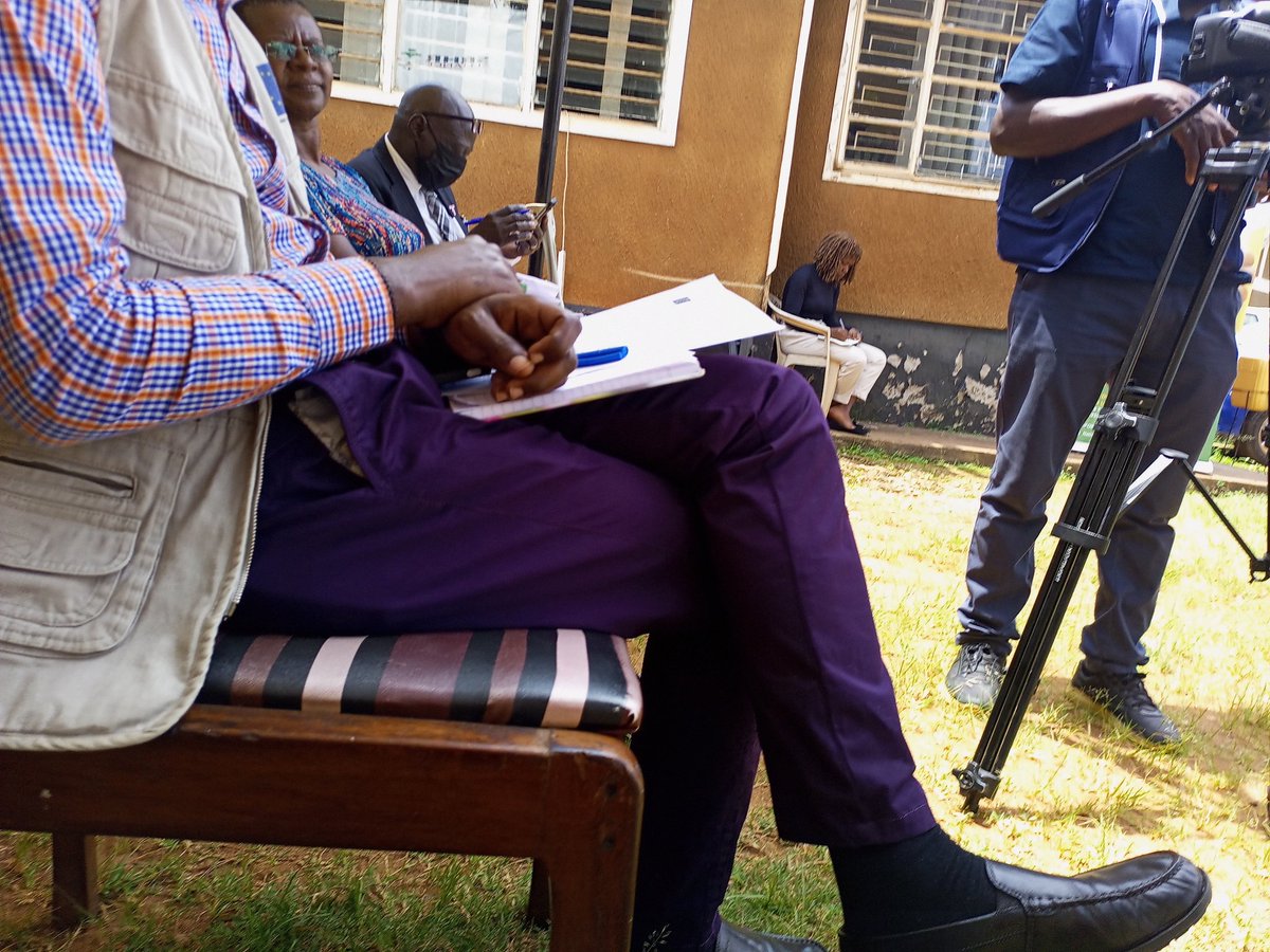 NAFOPHANU's tweet photo. Happening now is the official handover of food to PLHIV here in our offices in mengo.
Thank you @AKF_EA and @EuropeanUnion12 for the support.
#AKFCOVIDproject https://t.co/gdNKwnEmMf